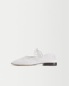 Side view of Yuni Buffa Lola Mary Jane Ballet Flat shoe in Cloud White  leather. Luxury handcrafted designer mary jane ballet flats in Italy with Italian Lamb Nappa leather