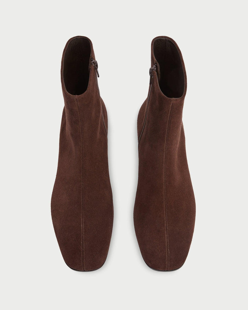 Minimalist brown italian suede boot