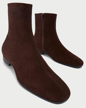 Load image into Gallery viewer, Minimalist italian suede brown boot