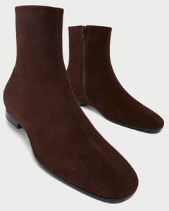 Minimalist italian suede brown boot