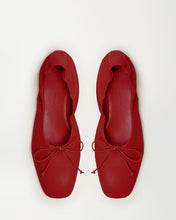 Load image into Gallery viewer, Top view of Yuni Buffa Pia Ballet flat designer shoe in Cherry Red. Luxury hand crafted square toe ballet flats made in Italy with Italian soft Lamb Nappa leather.