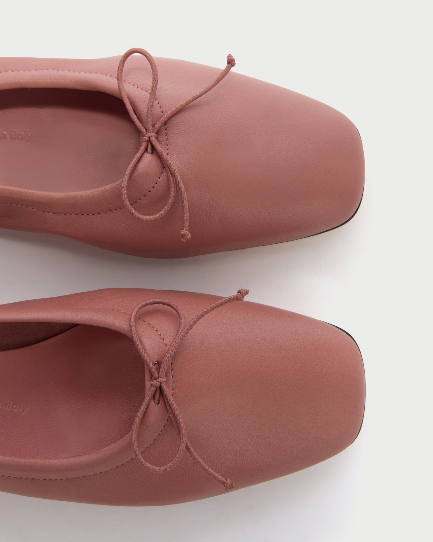 Yuni Buffa Pia Ballerina in Rosey Close Up