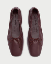 Load image into Gallery viewer, PIA BALLERINA - BURGUNDY