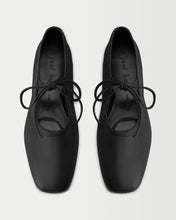 Load image into Gallery viewer, Top view of Yuni Buffa Lola Mary Jane Ballerina Flat shoe in Black color handmade in Italy with Italian Lamb Nappa leather